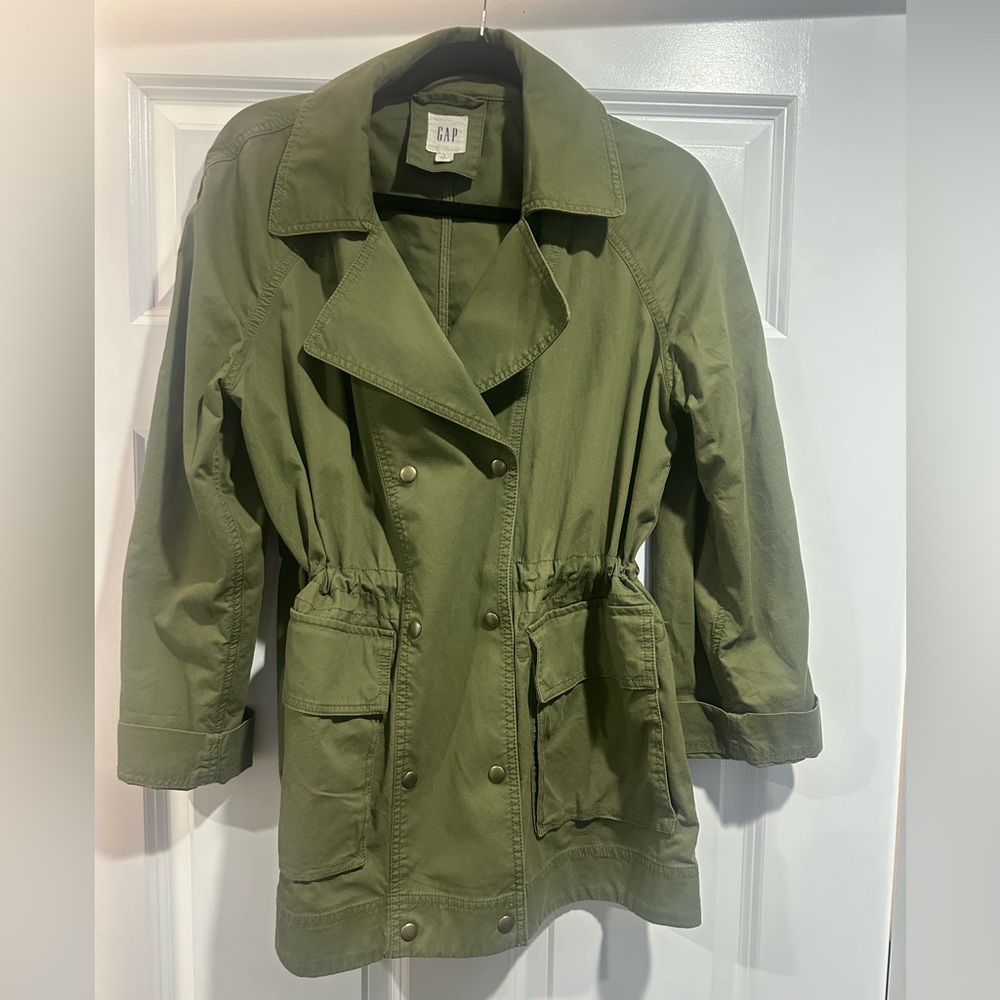 Never worn Gap trench coat
